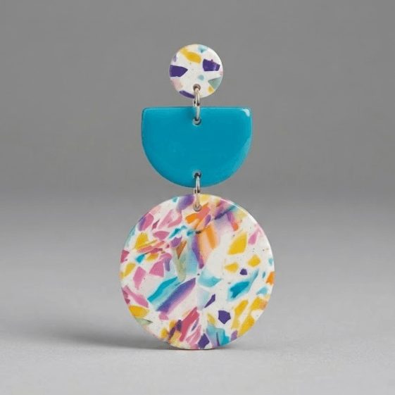 Fig Thing Statement Ohrringe – mutig, glänzend und handgemacht für modernen Stil.Alt Text.